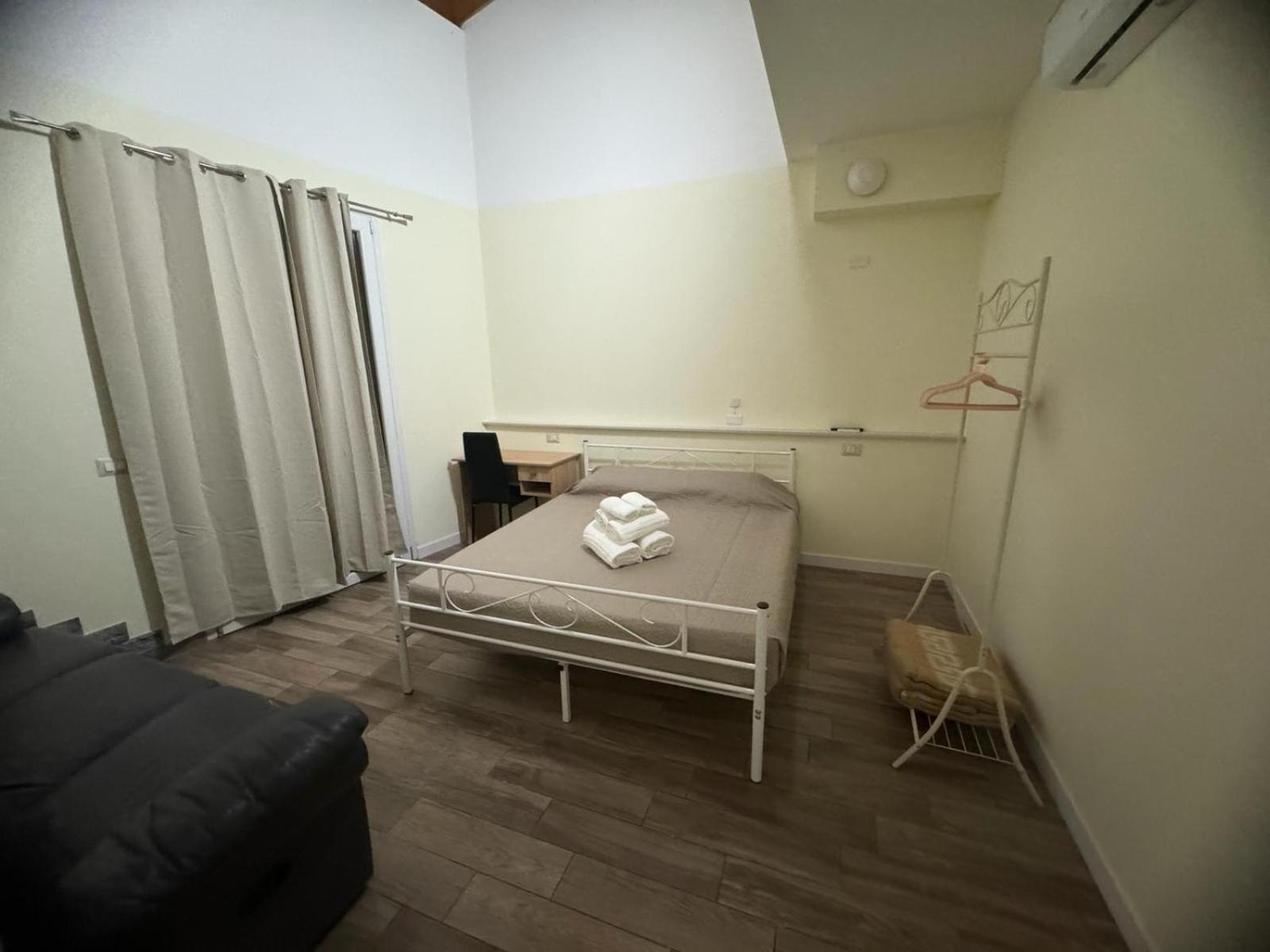 Park 20 Guest House Azzate Εξωτερικό φωτογραφία